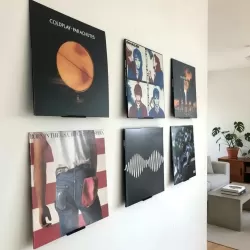 Soportes de pared para vinilos x 6 - Con tornillos y tarugos Soportes de pared para vinilos x 6 - Con tornillos y tarugos
